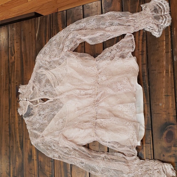 Intermix genevieve lace top - Picture 8 of 9